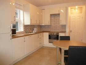2 Bedroom Flat