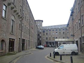 2 Bedroom Flat