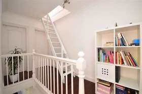 5&nbsp;Bedroom&nbsp;Semi-Detac...