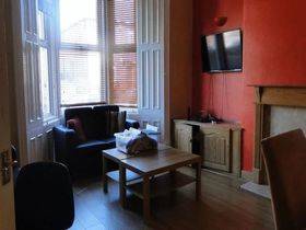 6 Bedroom Detached