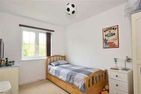 4 Bedroom Semi-Detac...