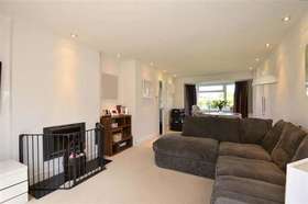 3 Bedroom Semi-Detac...