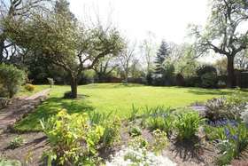 5&nbsp;Bedroom&nbsp;Detached