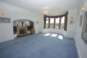 6 Bedroom Detached