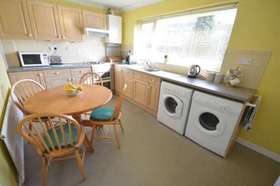 3 Bedroom Semi-Detac...