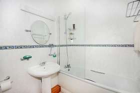 2 Bedroom Flat