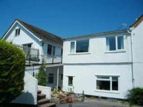 2 Bedroom Flat