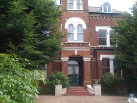 2 Bedroom Flat