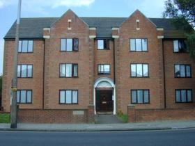 69 Shakespeare Road Bedford Be...