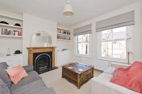 2 Bedroom Maisonette