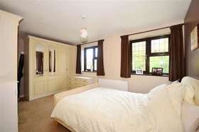 5 Bedroom Detached