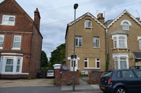 2 Bedroom Ground Fla...