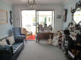 4 Bedroom Semi-Detac...