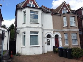 6&nbsp;Bedroom&nbsp;Detached