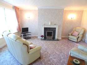 4 Bedroom Semi-Detac...