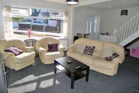 4&nbsp;Bedroom&nbsp;Semi-Detac...