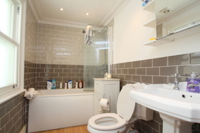 3&nbsp;Bedroom&nbsp;End of Ter...