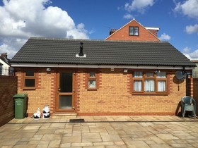 2 Bedroom Flat