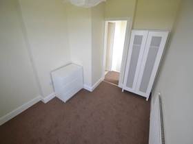 1 Bedroom Flat