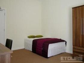 4 Bedroom Flat