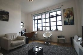 1 Bedroom Flat