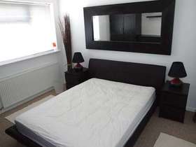 3 Bedroom Semi-Detac...