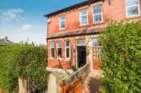 3 Bedroom End of Ter...