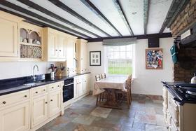 5 Bedroom Detached
