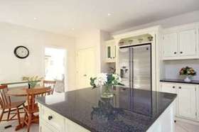 6 Bedroom Detached