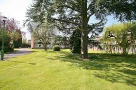 3 Bedroom Town House