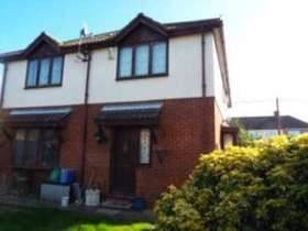 1 Bedroom End of Ter...