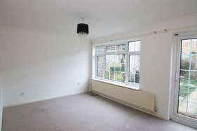 3 Bedroom End of Ter...