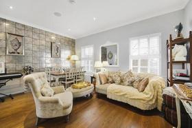 2 Bedroom Maisonette