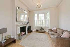 4&nbsp;Bedroom&nbsp;Detached