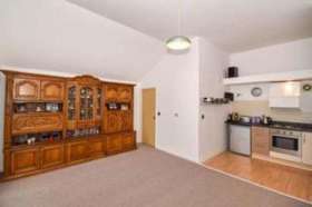 2 Bedroom Maisonette