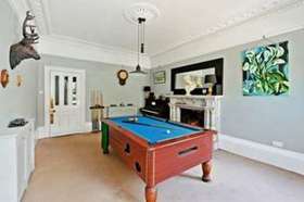 4 Bedroom Flat