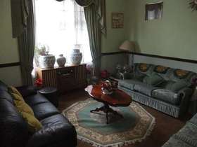 4 Bedroom End of Ter...