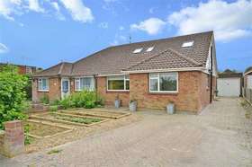 5 bedroom Bungalow for sale