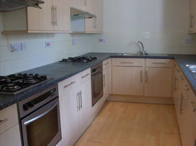 6&nbsp;Bedroom&nbsp;House Shar...