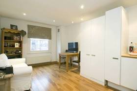 1 Bedroom Flat