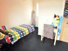 3 Bedroom Semi-Detac...