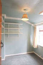 2 Bedroom End of Ter...