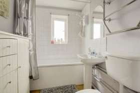 1 Bedroom Flat