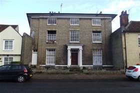 1 Bedroom Flat