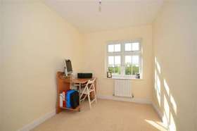 4 Bedroom Town House