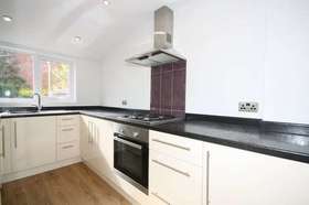 3&nbsp;Bedroom&nbsp;Semi-Detac...