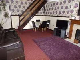 3 Bedroom End of Ter...