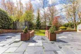 5 Bedroom Detached