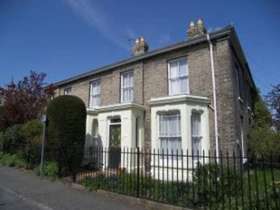 3 Bedroom End of Ter...