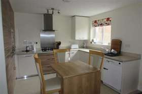 3 Bedroom Semi-Detac...